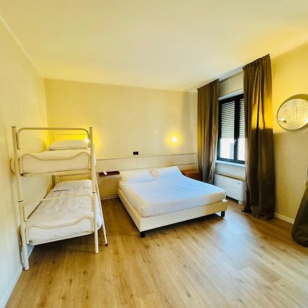Hotel Pex Мантуя Экстерьер фото